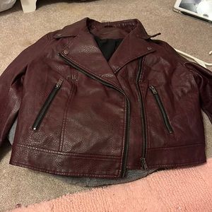 Women’s size XL Aeropostale Burgundy faux leather jacket